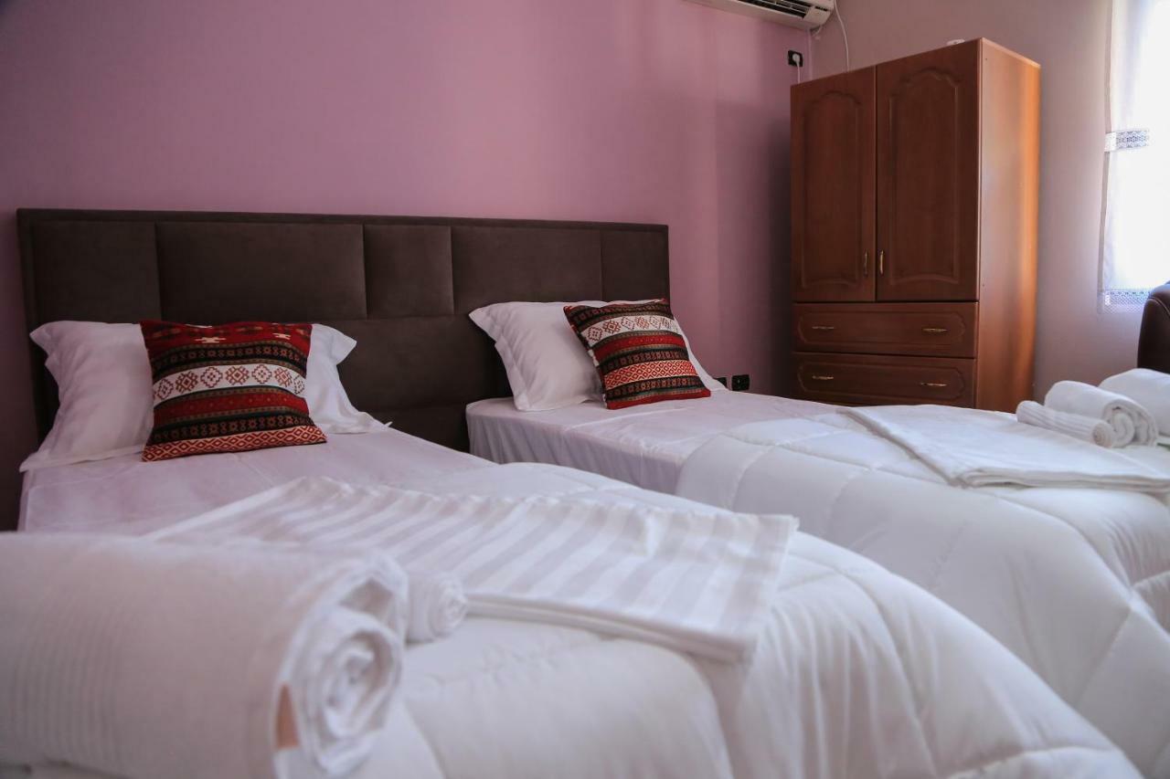 Kaloshi Villa Krujë Buitenkant foto