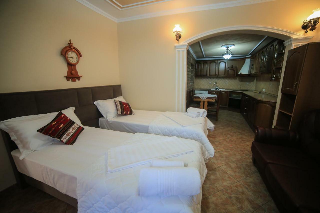 Kaloshi Villa Krujë Buitenkant foto