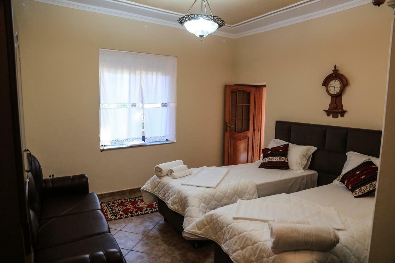 Kaloshi Villa Krujë Buitenkant foto
